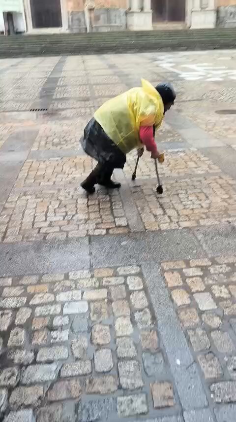 La rumana más famosa de Cádiz.