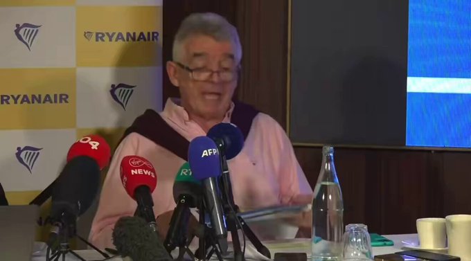 El CEO de Ryan Air tras discutir con Elon Musk: "Me llamó giIipoIIas retrasado. Tendría que ponerse al final de una cola muy, muy larga de gente que ya piensa que soy un giIipoIIas retrasado, incluidos mis cuatro hijos adolescentes".