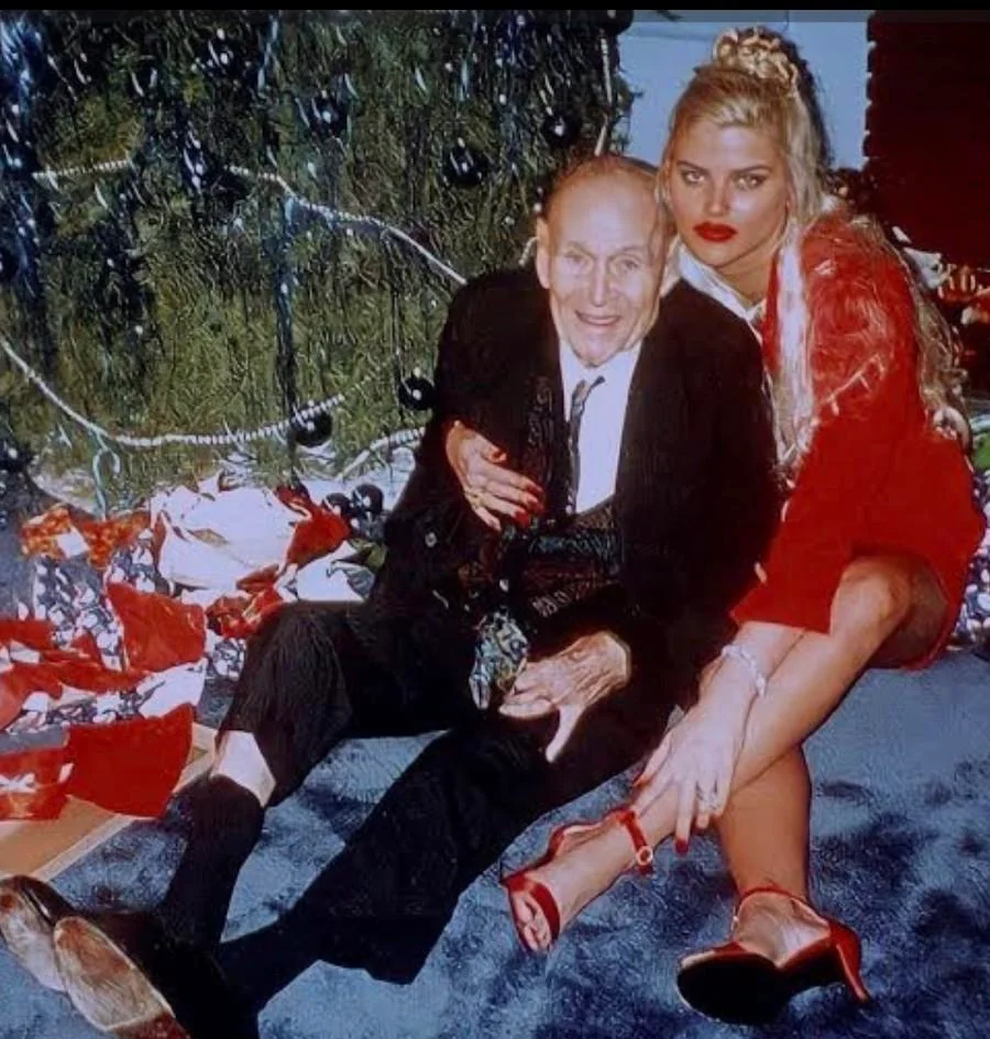 Anna Nicole Smith y su marido J. Howard Marshall II