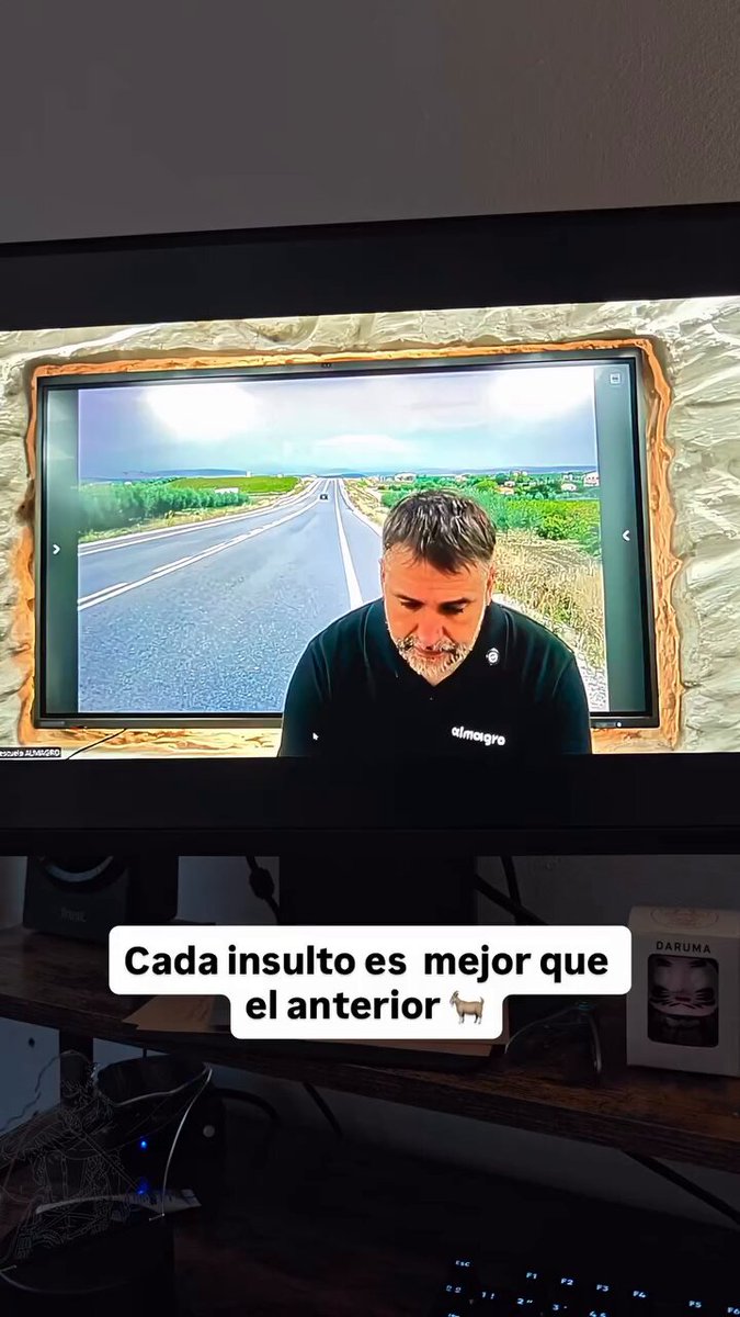 Las clases teóricas que todos habríamos deseado tener cuando nos sacamos el carnet.