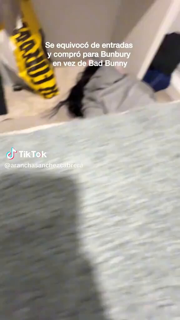 Querían entradas para un tipo que no vocaliza, y compraron entradas para uno que vocaliza... demasiado.