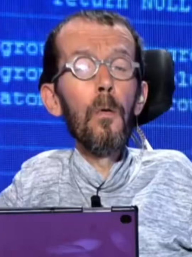 Pablo Echenique reconoce tener “tics homófobos” por culpa de haberse educado en una sociedad que es homófoba y machista.