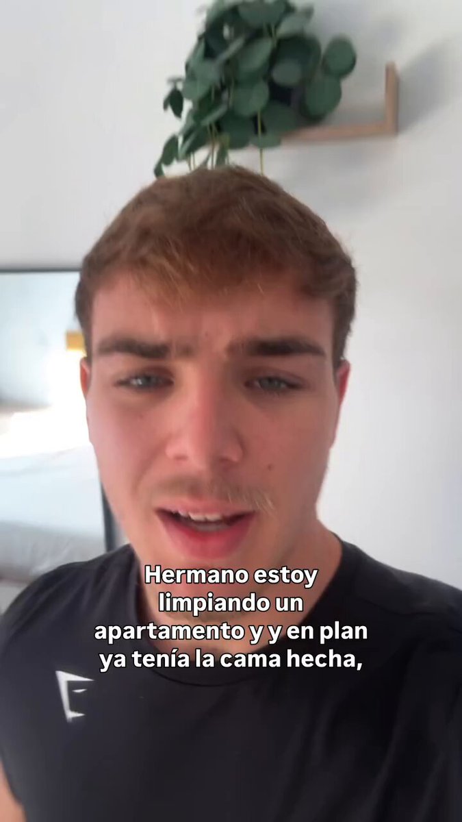 "Estoy limpiando un apartamento. Ya tenía la cama hecha y me encuentro esto".