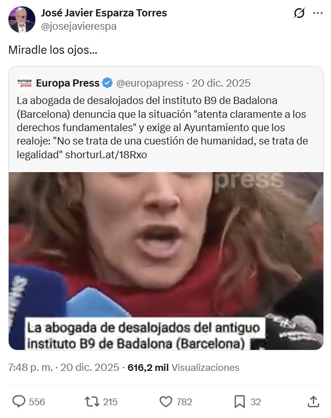 Sarah Santaolalla está tan ocupada victimizándose porque alguien la haya definido por su intelecto y sus cocos, que hoy no le queda tiempo para reírse de los tuertos.