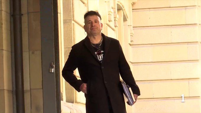 Juzgan a un profesor de un instituto de Irún por ofrecer dinero a tres menores a cambio de sеxo.