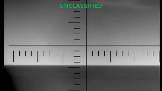 El Pentágono ha publicado imágenes de un submarino estadounidense hundiendo un buque de guerra iraní en el primer hundimiento de un barco enemigo mediante un torpedo desde la Segunda Guerra Mundial.