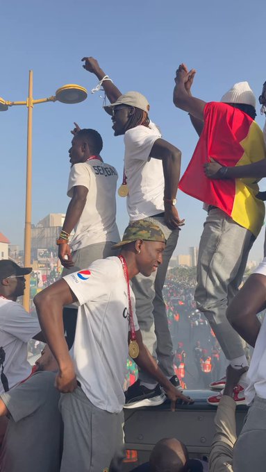 La selección de Senegal ha decidido pasarse por el forro la decisión de quitarles el trofeo.