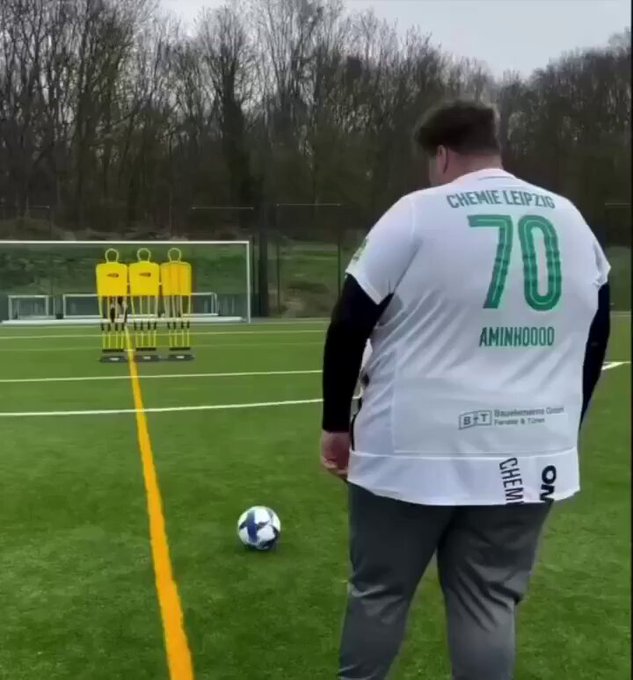 "Juega en el Diabético de Madrid".