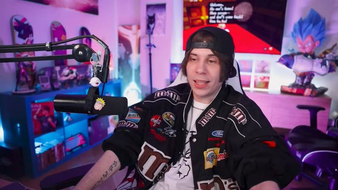 Rubius cuenta que Rakai le dijo en pleno directo de MrBeast que se volviera a México: "Un poco racista también te digo".
