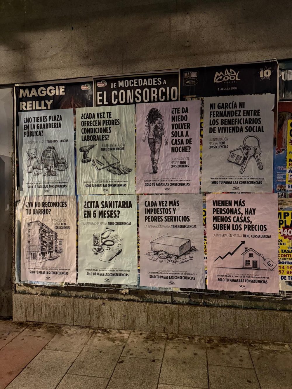 Vox está pegando estos carteles por Madrid.