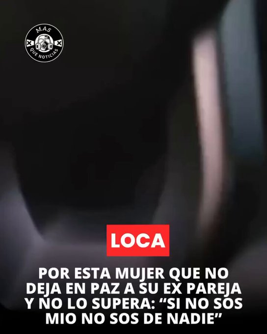 Una mujer cruza su coche delante del de su ex y se agarra a él como un koala mientras pide ayuda.