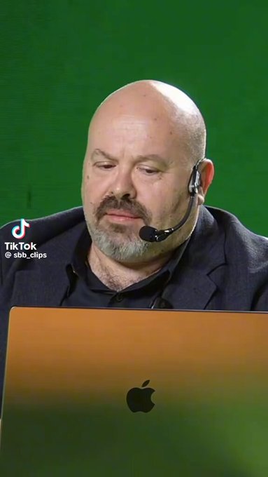 ¿Por qué han pasado pocas mujeres por el podcast de Jordi Wild?