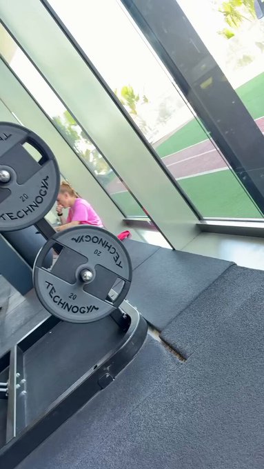 “Es que te he visto muy graciosote y digo, a lo mejor te tengo que partir la cara”