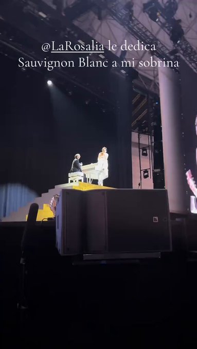 Rosalía le dedica una canción a "Izaro de Victoria Castillos".