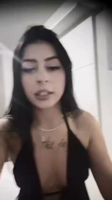 Una mujer estaba intentando ingresar a Francia con 5 kilos de coca y dejó un vídeo grabado.