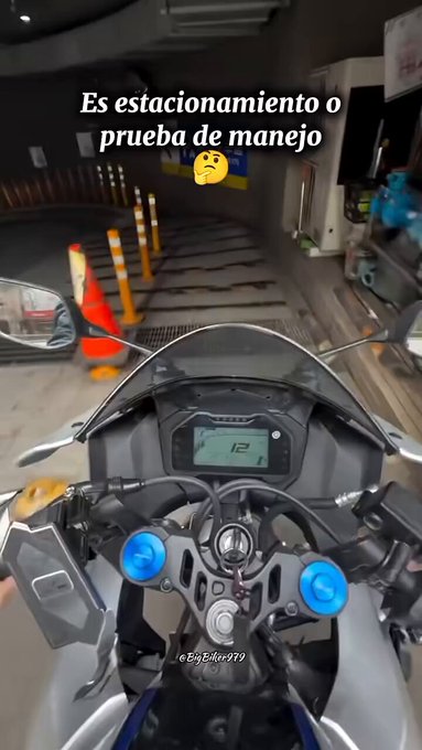 Un garaje infernal para motos con el que te convalidan el carnet de MotoGP.