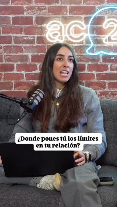 El uranio enriquecido es menos tóxico que esta mujer.