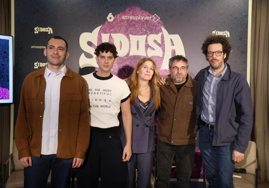 FRACASO absoluto de la nueva película de Eduardo Casanova "Sidosa". Solo 50 espectadores y la mitad han sido periodistas.