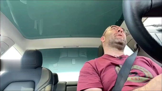 Le revientan el coche: "Pero bueno que mala suerte"