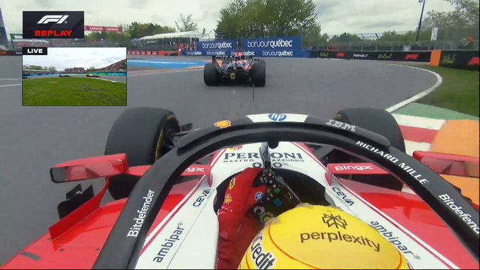 El coche de Verstappen se frena para cargar batería mucho antes de entrar a la curva.