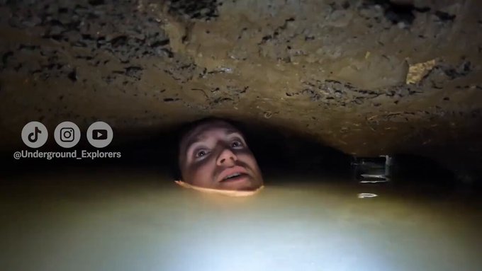 Friendly reminder: meterse en cuevas estrechas llenas de agua es OPCIONAL.