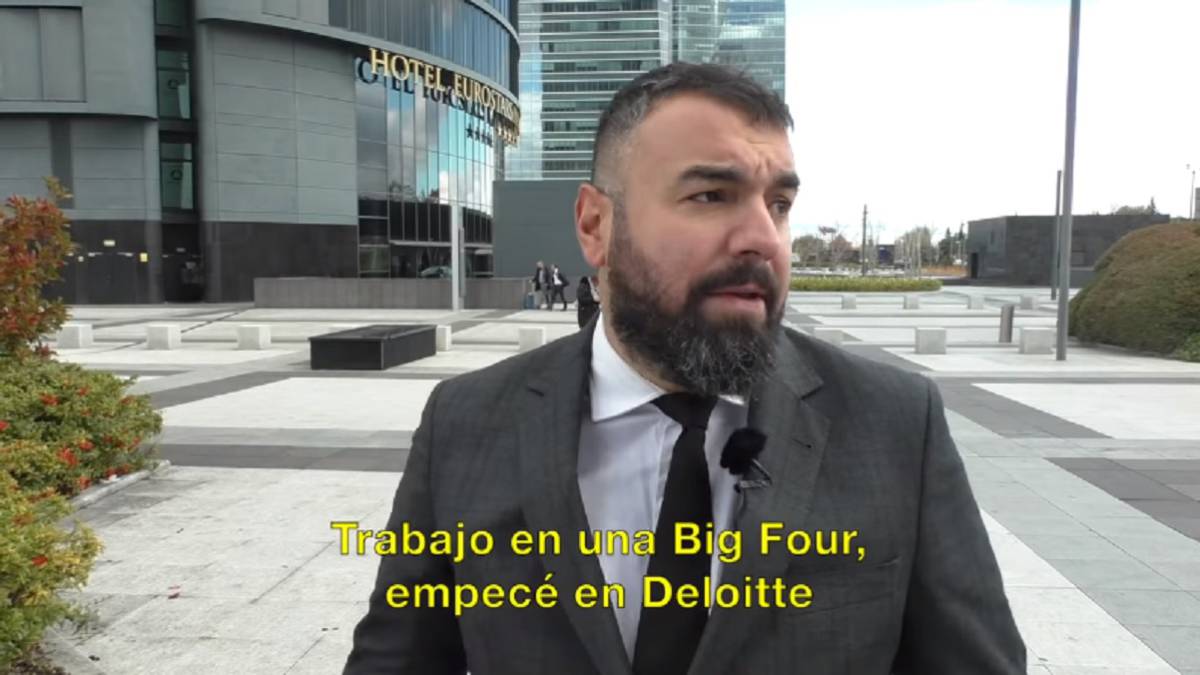 "Es un 4 pero trabaja en Deloitte"