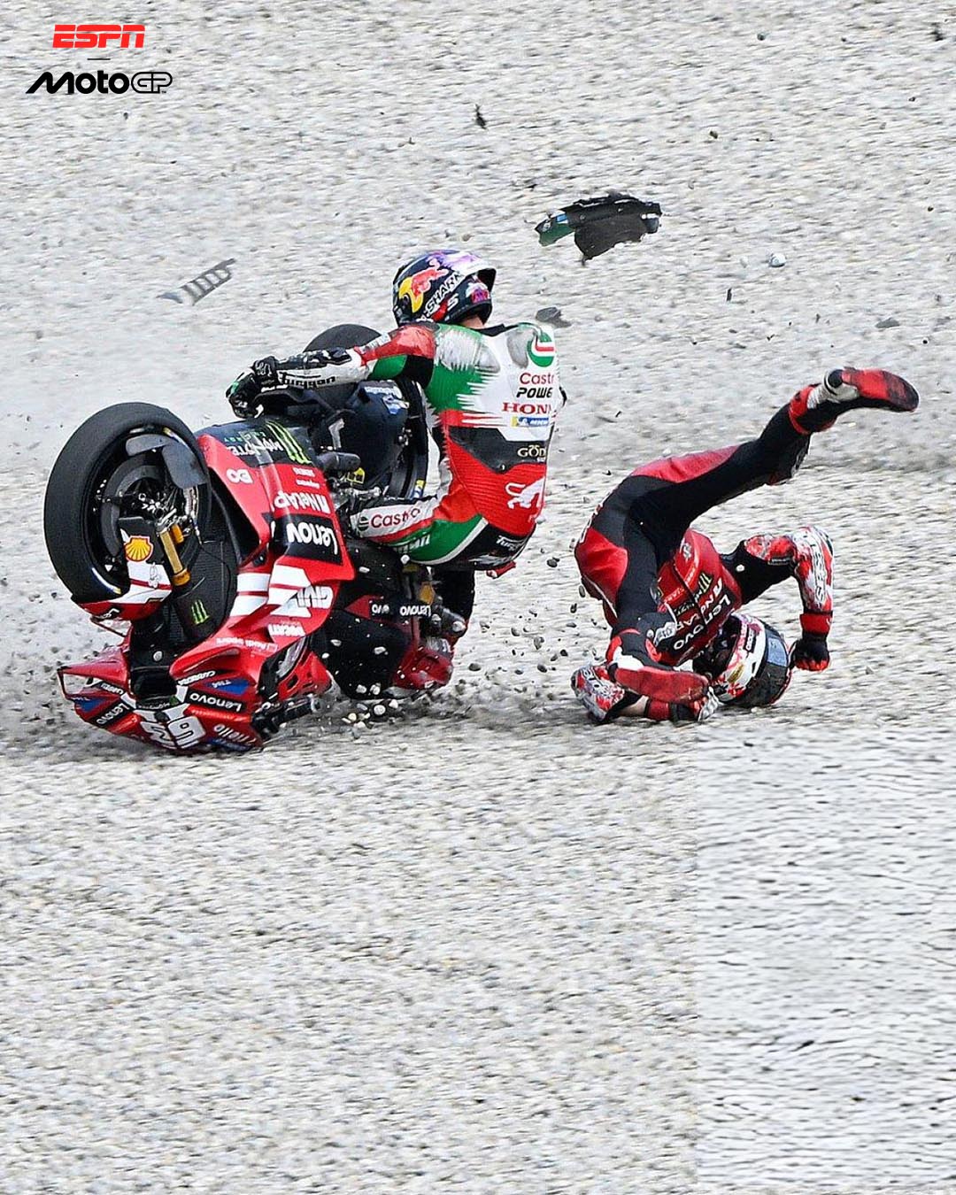 El feo accidente de Zarco ayer en la carrera de MotoGP.
