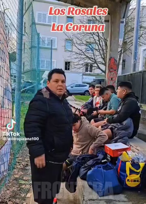 Un grupo de ecuatorianos de La Coruña se autodenominan "Los dueños de la ciudad"
