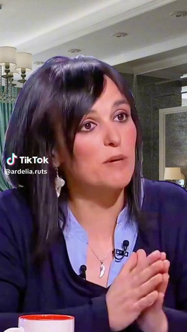 Sílvia Orriols: "La mayoría de los usuarios de servicios sociales son inmigrantes. A la población autóctona se le pide especificar su patrimonio mientras que los extranjeros no tienen que hacerlo aunque tengan propiedades en sus países de origen".
