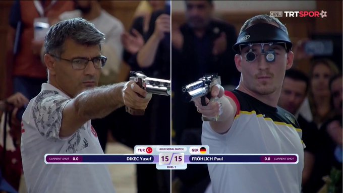 Yusuf Dikeç, el Olímpico turco ganador medalla de plata para Turquía en los Juegos Olímpicos de París 2024, ha vuelto a brillar y se ha convertido en el ganador de la medalla de oro contra su rival alemán (que incluía vestimenta completa).