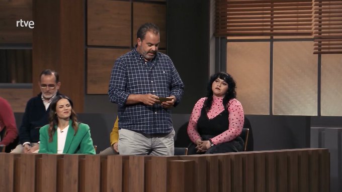 "El jurado popular ha decidido que los jóvenes NO VIVEN PEOR que antes".