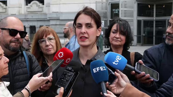 - Podemitas: "¡Síii, metamos 1'5 millones de inmigrantes al año!"