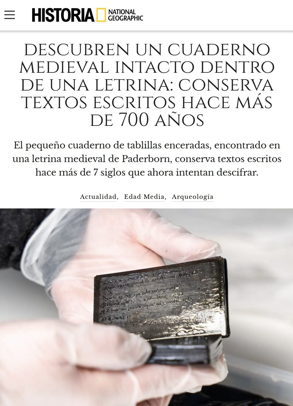 Leyendo en el trono desde tiempos inmemoriales.
