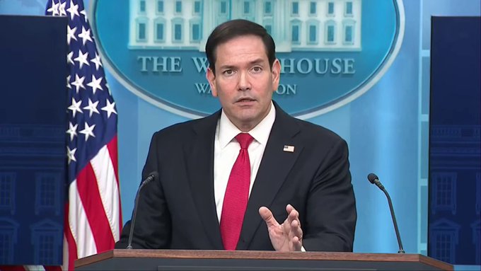 Marco Rubio sobre Cuba: "Lo único peor que un comunista es uno incompetente".