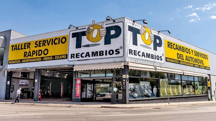 El que diseñó el logo de Top Recambios sabía lo que hacía