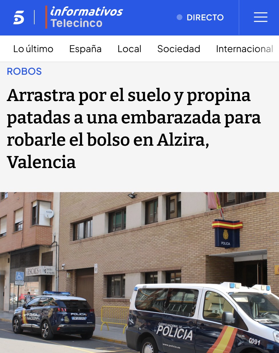 Arrastra y da patadas a una mujer embarazada para robarle el bolso en Alzira.