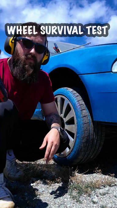 ¿Cuántos radios se le podrán cortar a la llanta de aluminio de este Audi A4 antes de que parta?