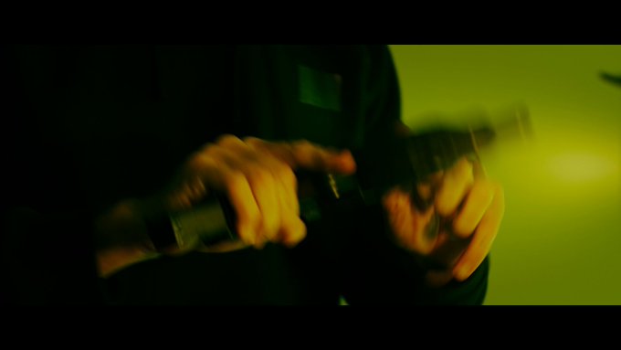 Alemania e Inglaterra banearon esta película porque habla de los crímenes de los inmigrantes musulmanes y Elon Musk la ha colgado íntegra en Twitter.