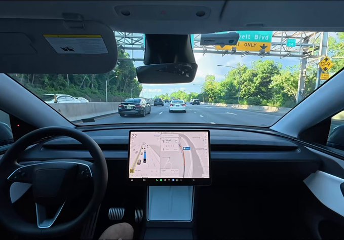 El FSD de Tesla tiene un modo "PIRULAS" llamado "MAD MAX".