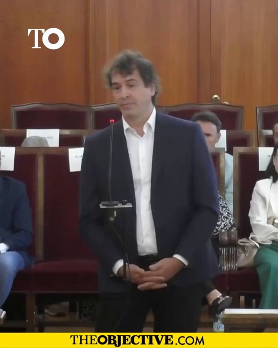 Antes: "Imagino que será en el despacho donde estoy alojado ahora"