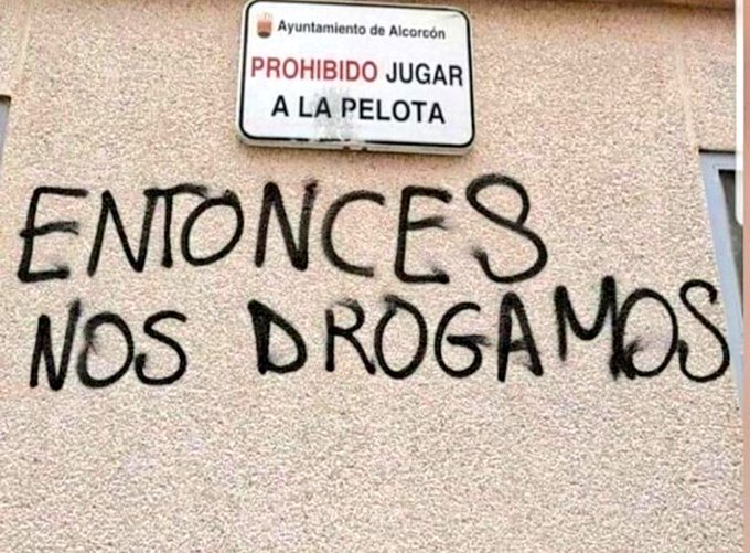 Prohibido jugar al fútbol en las playas de Cádiz. Hasta 750 euros de multa