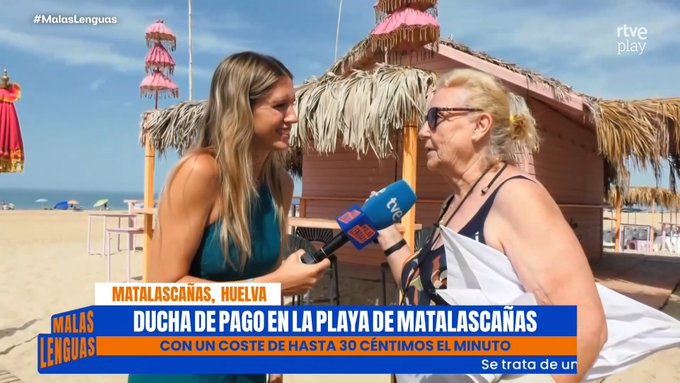 Matalascañas instala una ducha que funciona con monedas.