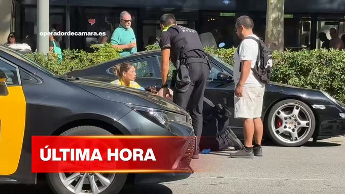 Barcelona: Un vehículo arrolla a dos personas en Gran Vía y Roger de Flor. Dos personas hеridas. Una más grave. Varias ambulancias en el lugar.