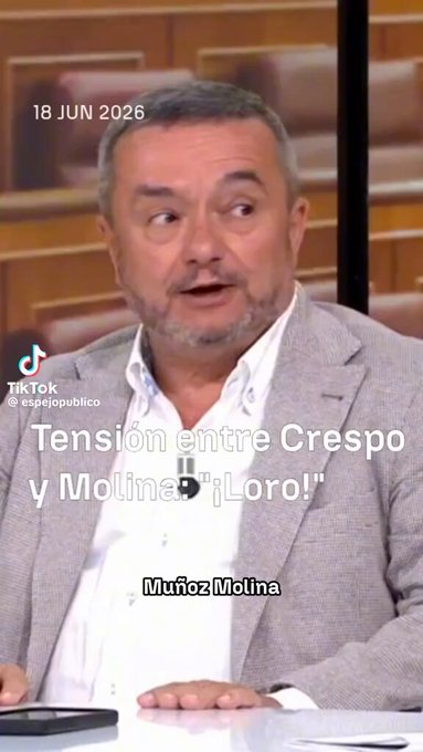 Ex ministro de cultura con José Luis Rodríguez Cleopatro a Chema Crespo: "ERES UN LORO"