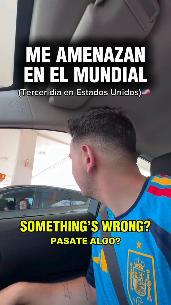 Un aficionado asturiano de la selección tiene su primer encontronazo con una karen (charo autóctona norteamericana).