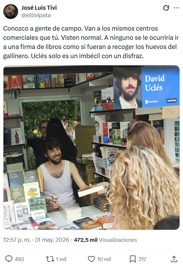David Uclés parece sacado de un vídeo de Pantomima Full.