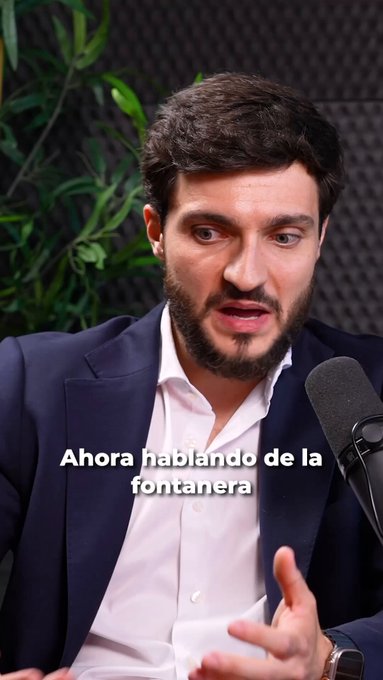 La realidad supera a la ficción: Leire Díez aparecía con el nombre de "Charo 007" en algunas anotaciones.