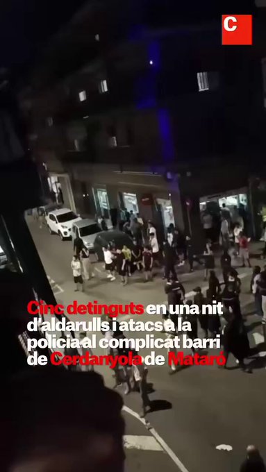 En Mataró llevan más de 3 días de disturbios por el desalojo de 3 okupas magrebíes.