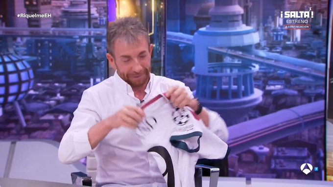 El Hormiguero entrevista a Riquelme, que cuenta que va a fichar a Haaland... y el pvto Florentino compra el primer anuncio tras el programa y suelta que va a traer a Mourinho.