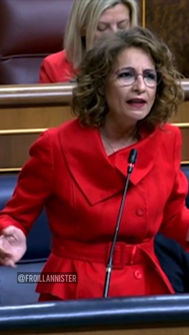 Cuando Pedro Sánchez empezó a amenazar a Feijoo que iban a sacar “más cosas” sobre su mujer. Era marzo de 2024 y Pedro, desde su escaño, con sonrisa de enajenado y mirada psicópata, repetía una y otra vez “más cosas, más cosas” mirando a Feijoo.